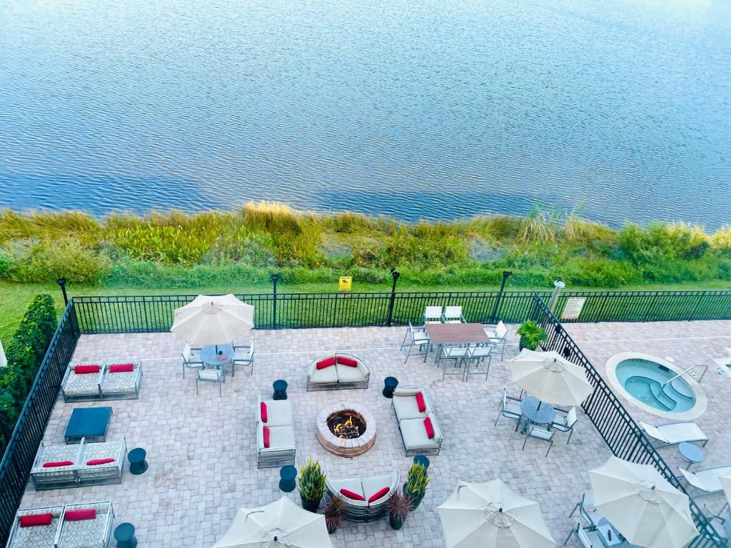 Crowne Plaza Ft Myers Gulf Coast by IHG