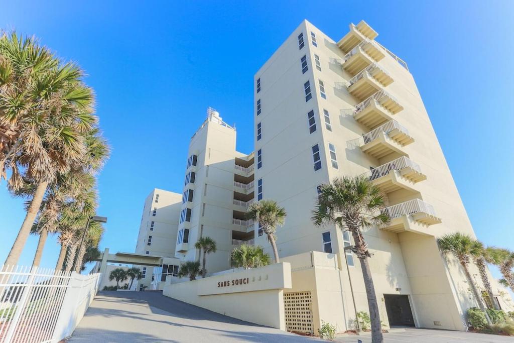 Your Beach Therapy Awaits at Sans Souci - Image 7