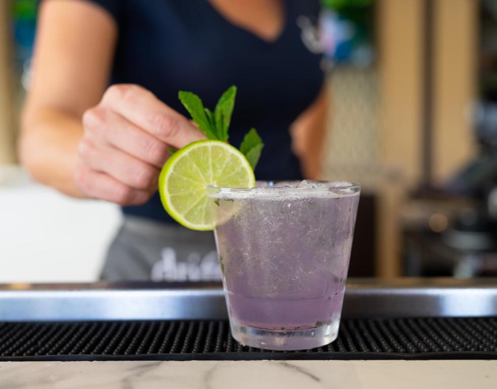 Boca Raton Marriott at Boca Center - Image 5