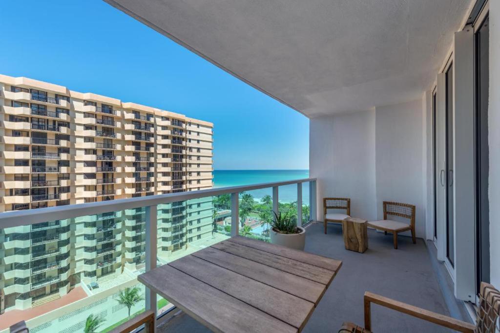 1 Hotel & Homes Miami Beach Oceanfront Residence Suites By Joe Semary - Image 5