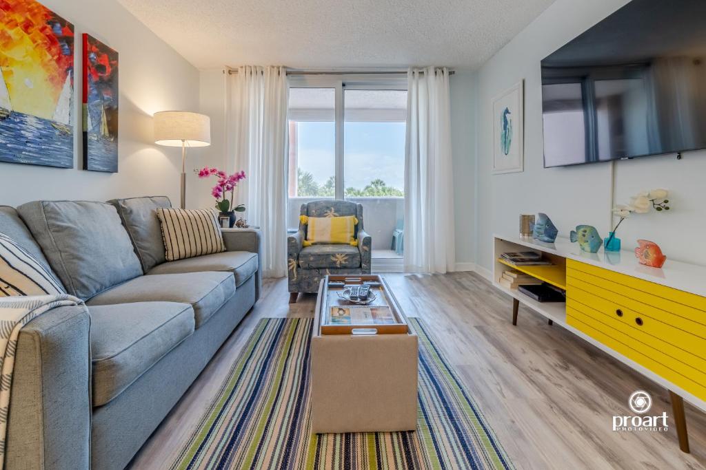 Hello Sunshine Steps To the Beach - Image 6