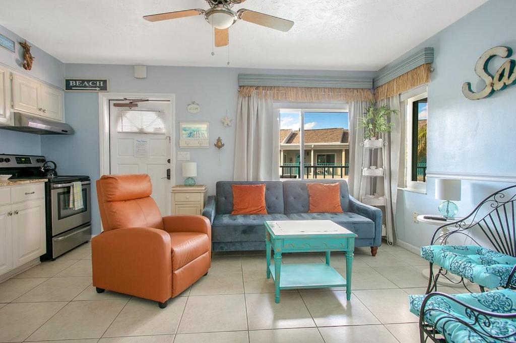 Five Palms Vacation Rentals- Daily - Weekly - Monthly - Image 8
