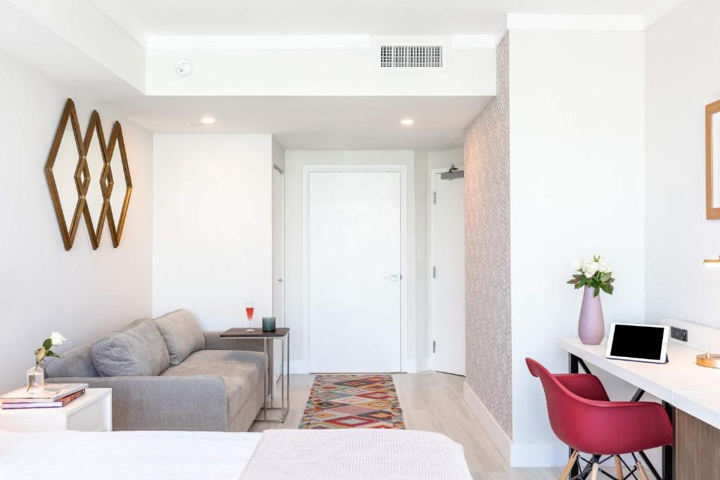 MVR Suite-A Stay That Feels Like a Private Resort - Image 8