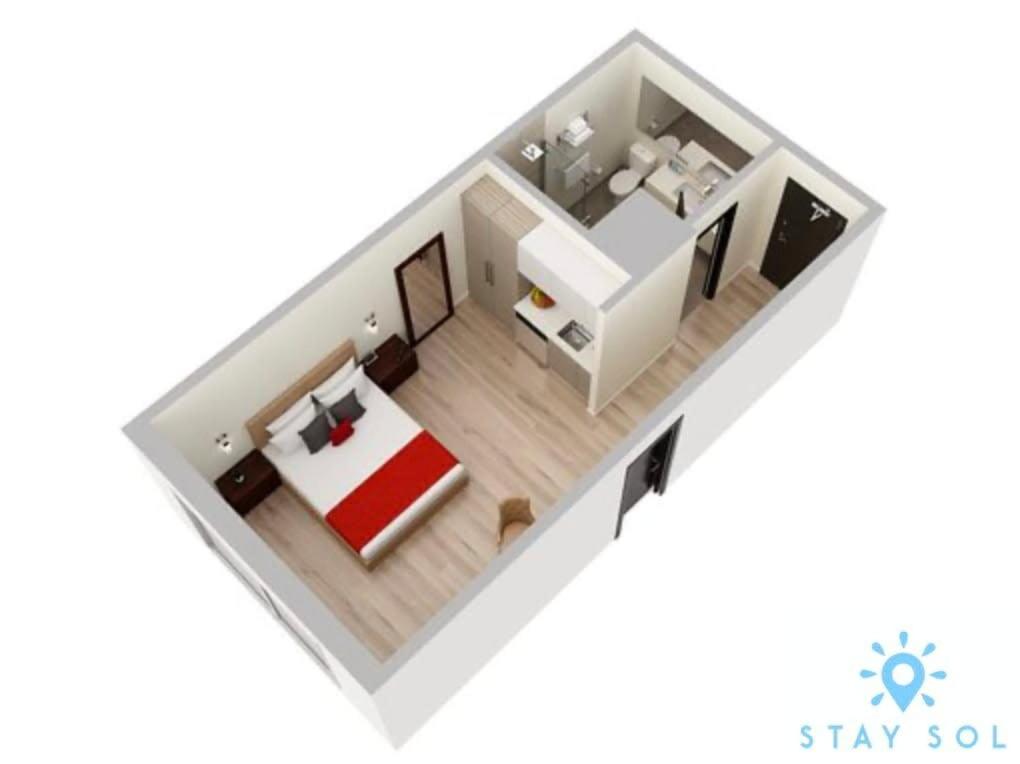 Hollywood Bliss Studio Balcony Beach View - Image 8