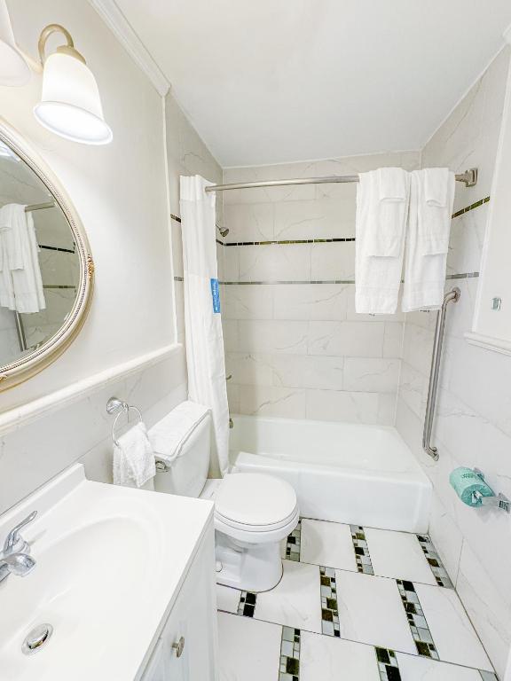 Hot Tub (Jacuzzi) - Photo 6