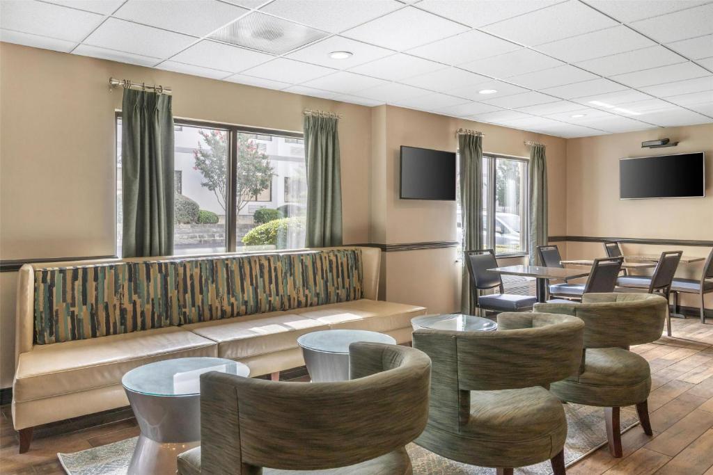 Best Western Augusta West - Image 6