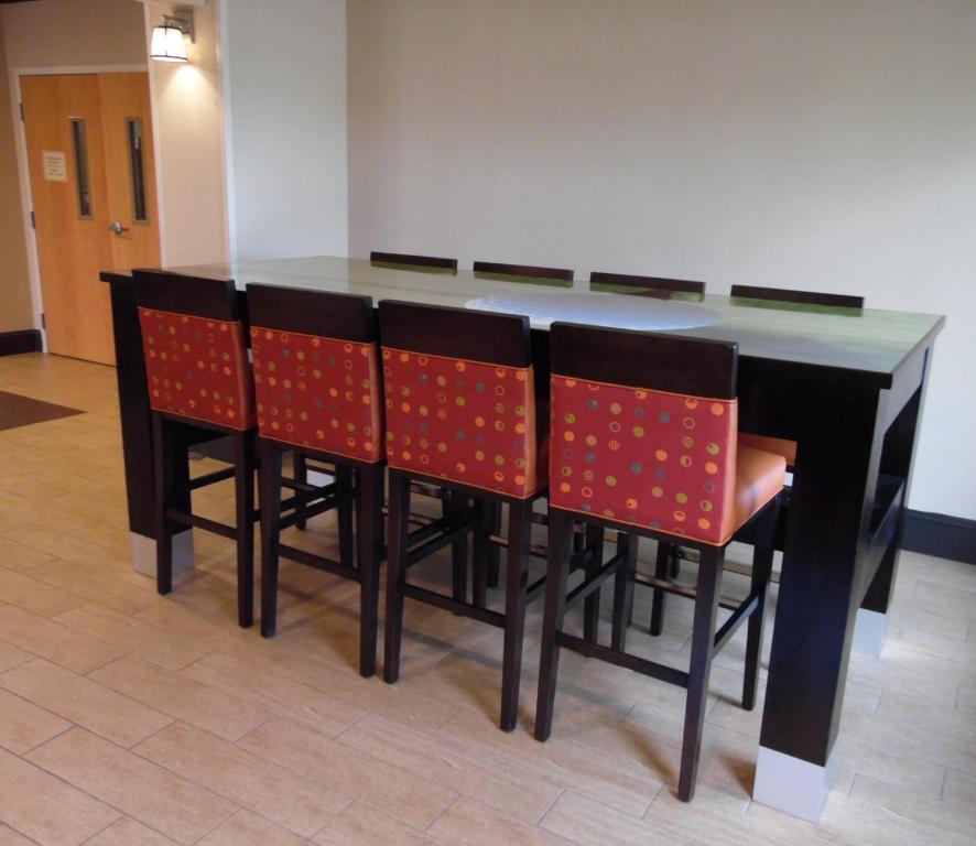 Baymont by Wyndham Augusta Riverwatch - Image 8