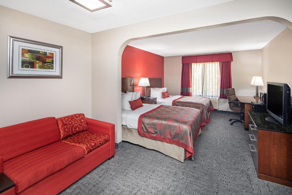 Ramada by Wyndham Alpharetta Atlanta North - Image 6