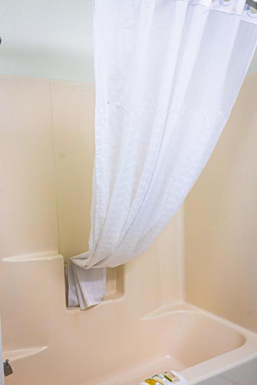 Baymont by Wyndham Port Wentworth