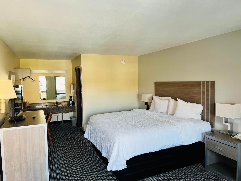 Alpine Valley Inn - Image 5