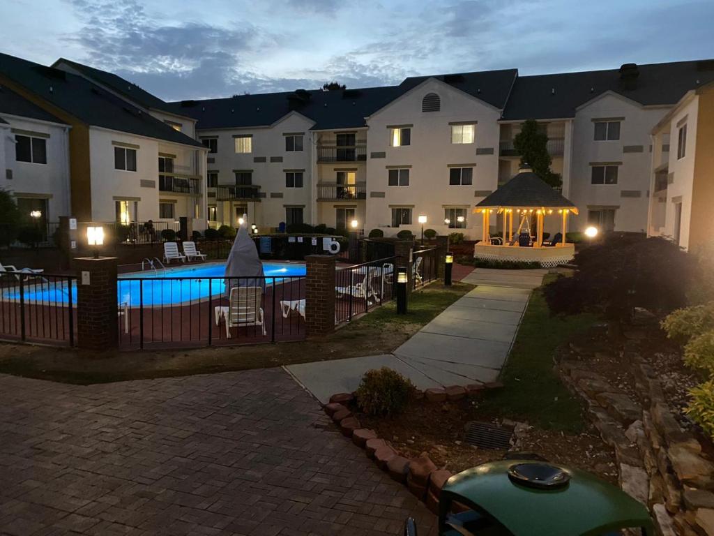 Baymont by Wyndham Norcross Atlanta - Image 4