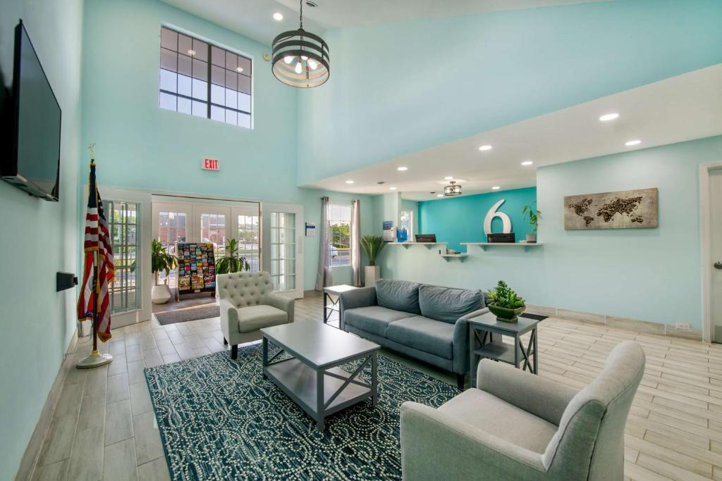 Motel 6 Macon, GA I 475 - Image 7