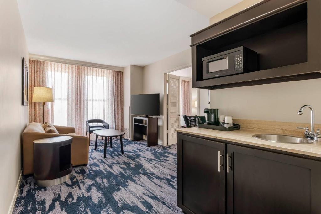 The Connally Hotel Downtown Atlanta, an Ascend Collection Hotel - Image 4