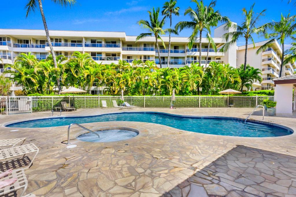 Hot Tub (Jacuzzi) - Photo 3