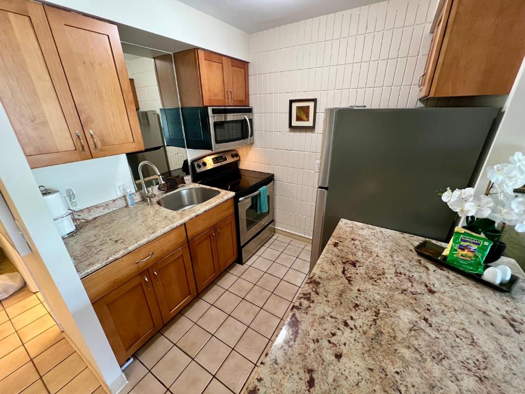 Lahaina Shores #316 - Image 4