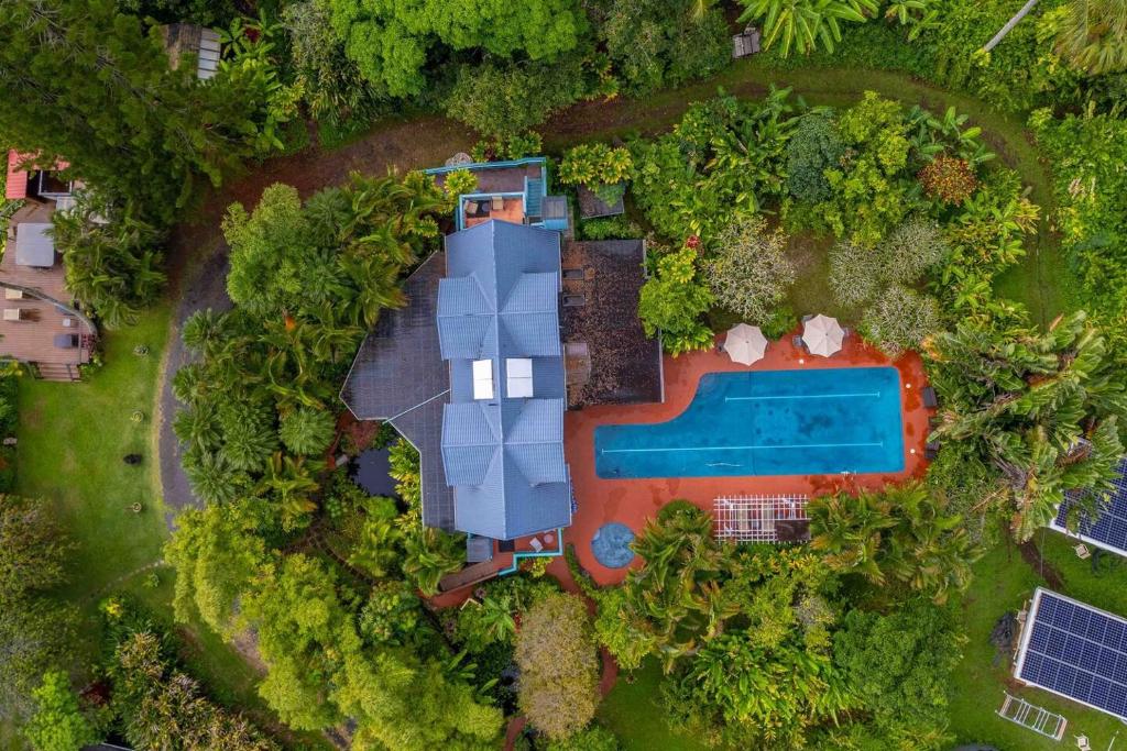 Hot Tub (Jacuzzi) - Photo 3