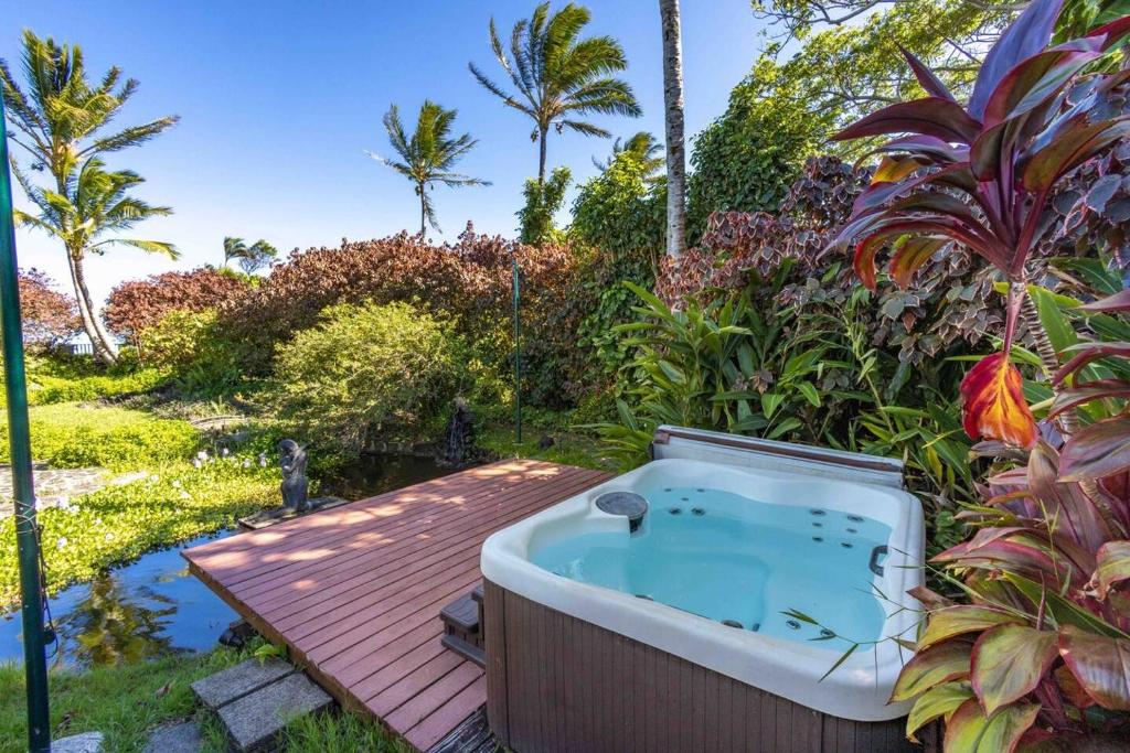 Hot Tub (Jacuzzi) - Photo 6