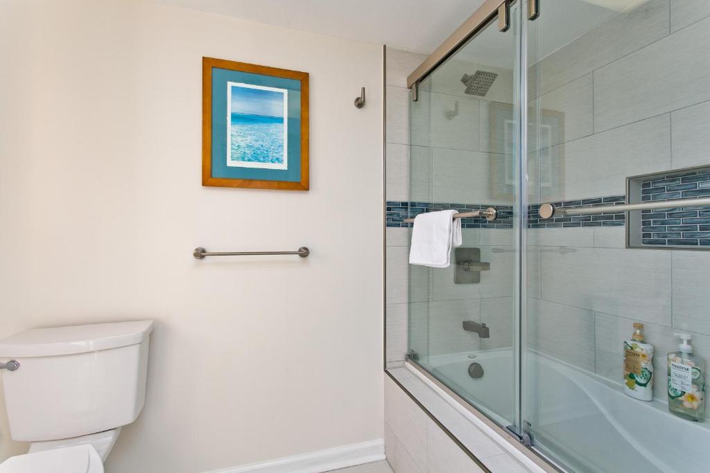 High Floor Luxury Oceanfront at Waikiki Beach Tower