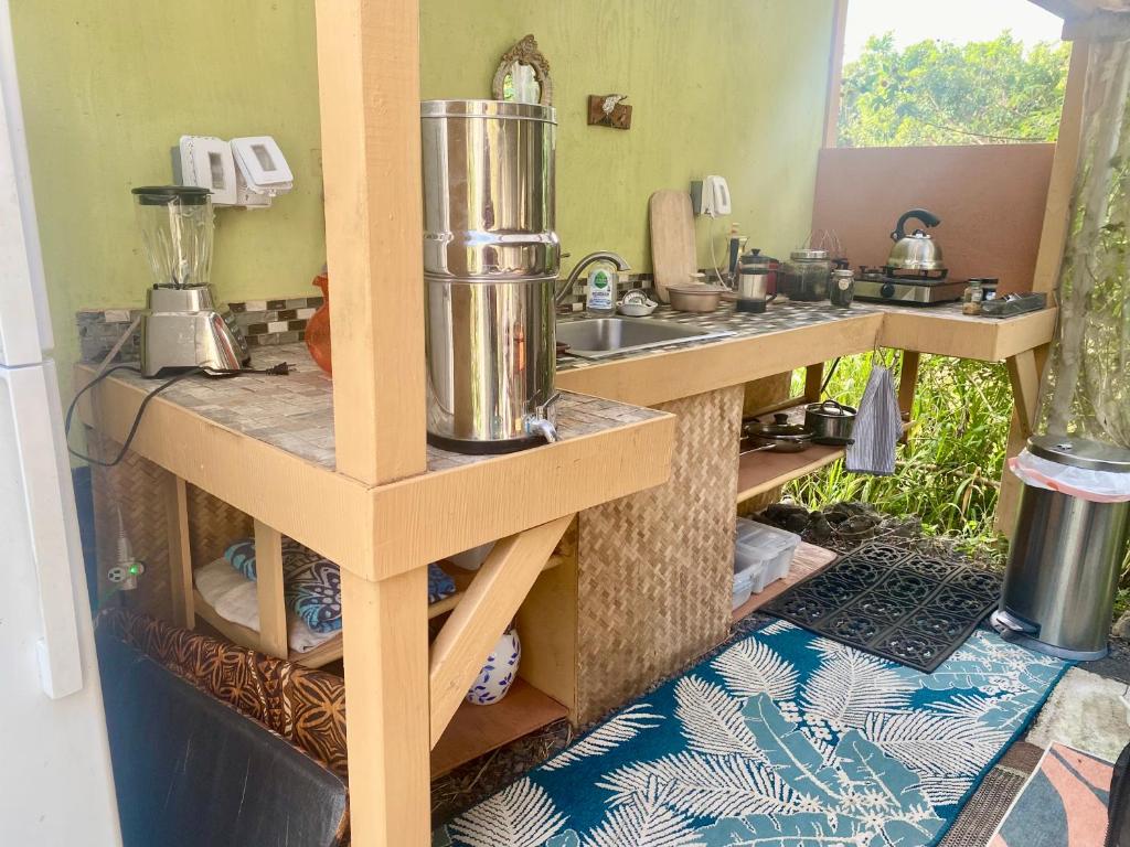 Artsy Cabin on Organic Farm - Image 4