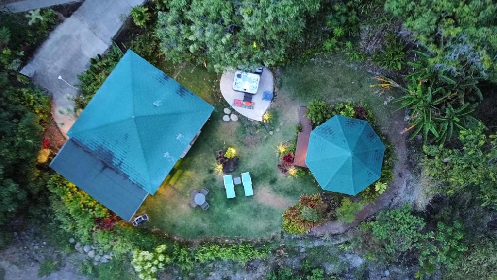 Hot Tub (Jacuzzi) - Photo 4