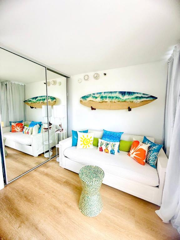 Sweet Blue Hawaii - Image 4