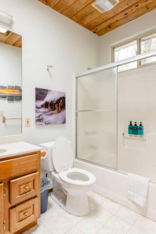 Hale Kumu La'au- A'a