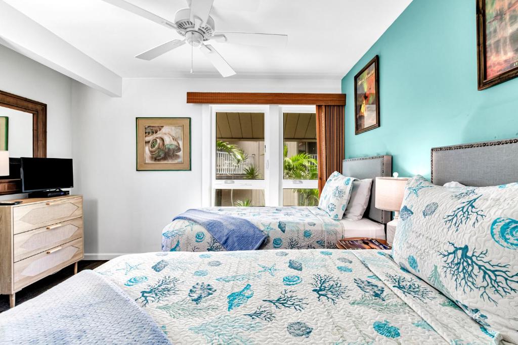 Ocean Echoes: Kona’s Oceanfront Family Oasis - Image 7