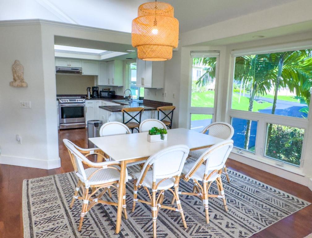 Villas of Kamali'i Mountain Waterfall Views - Image 8