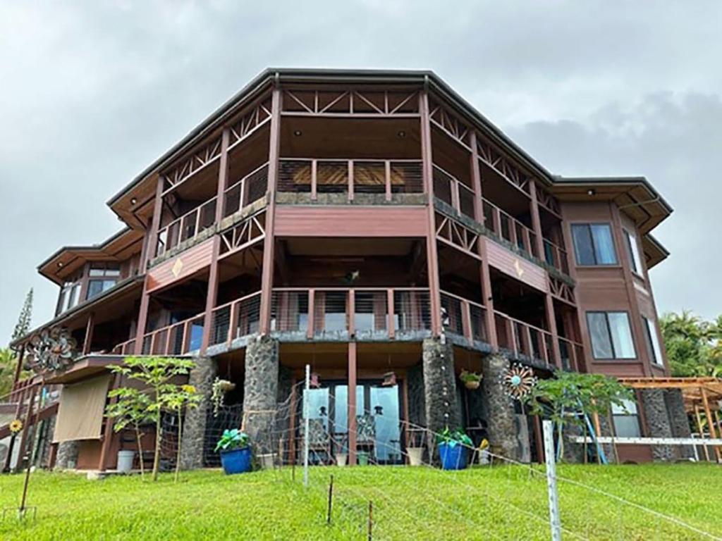 Hawaii Magic Skies Farmstay