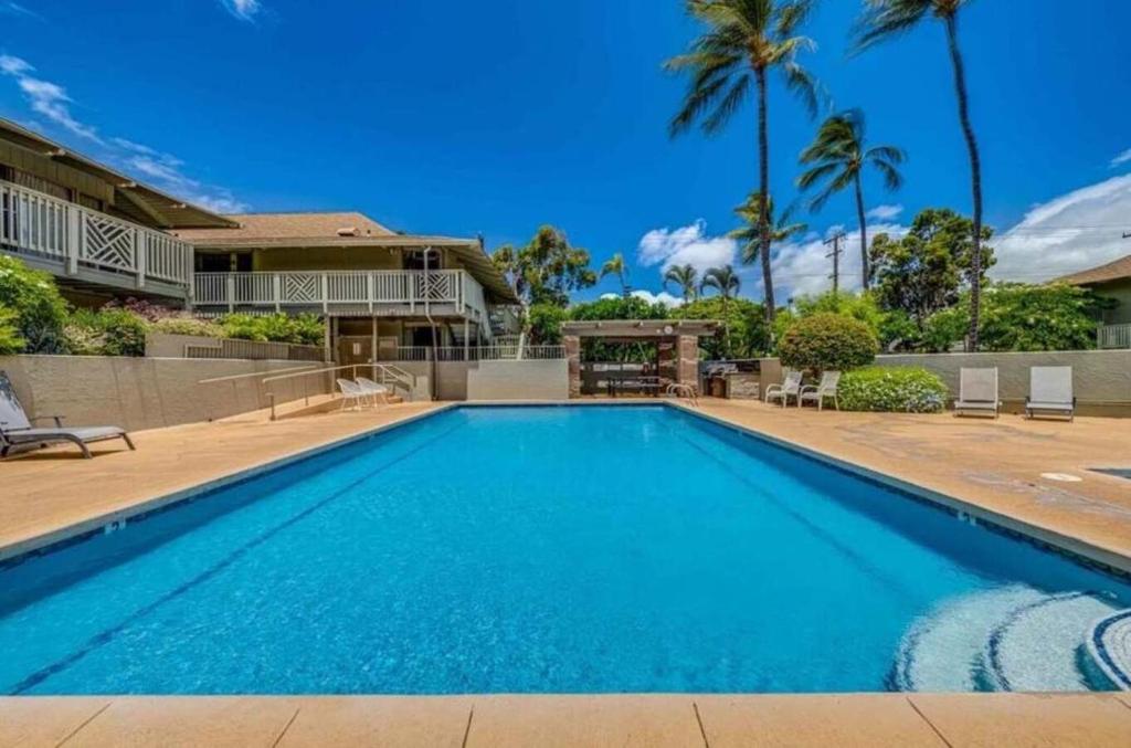 Hot Tub (Jacuzzi) - Photo 2