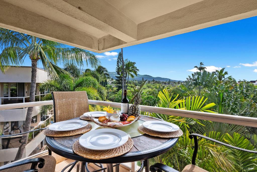 Top 5 Home with King Bed Plus Steps to Beach & Shops