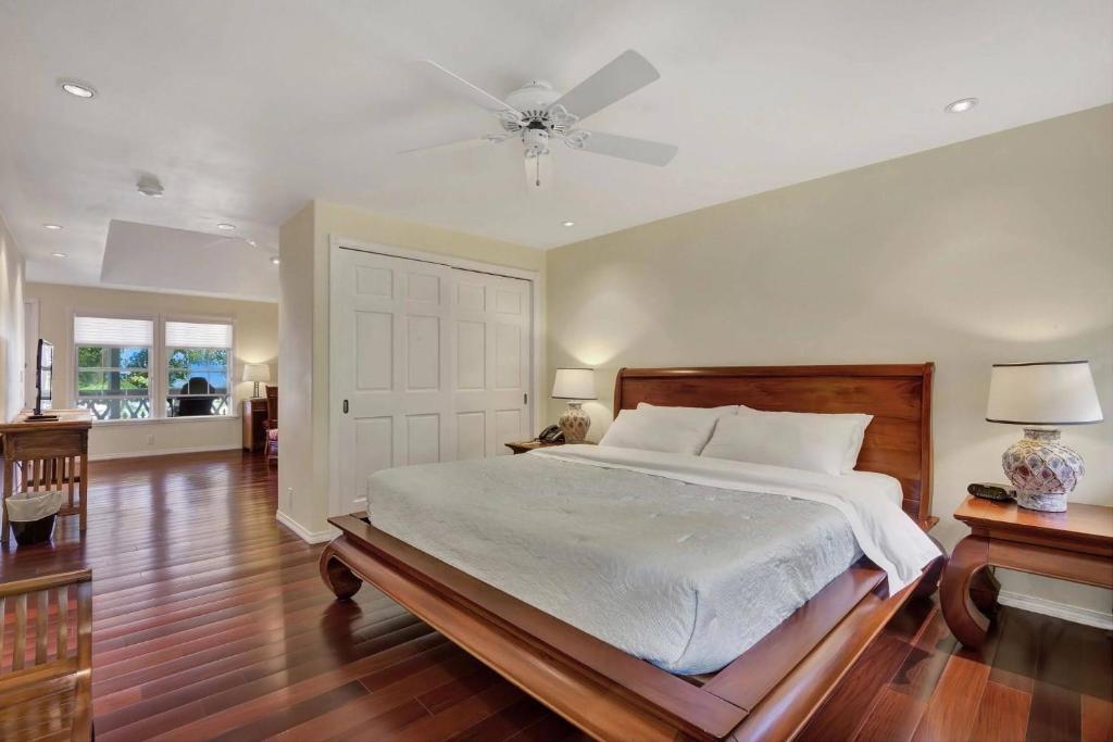 Ohia Kona Estates - An All Suites B&B - Image 7