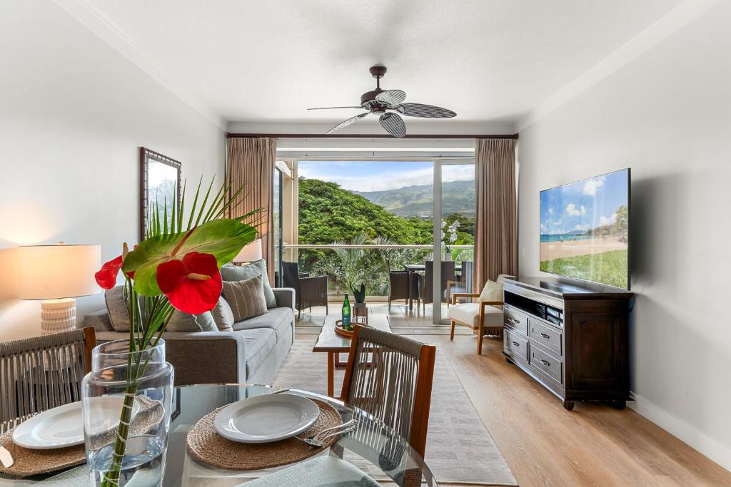 Maui Luxury Mountain-View Villa at Honua Kai - Image 5