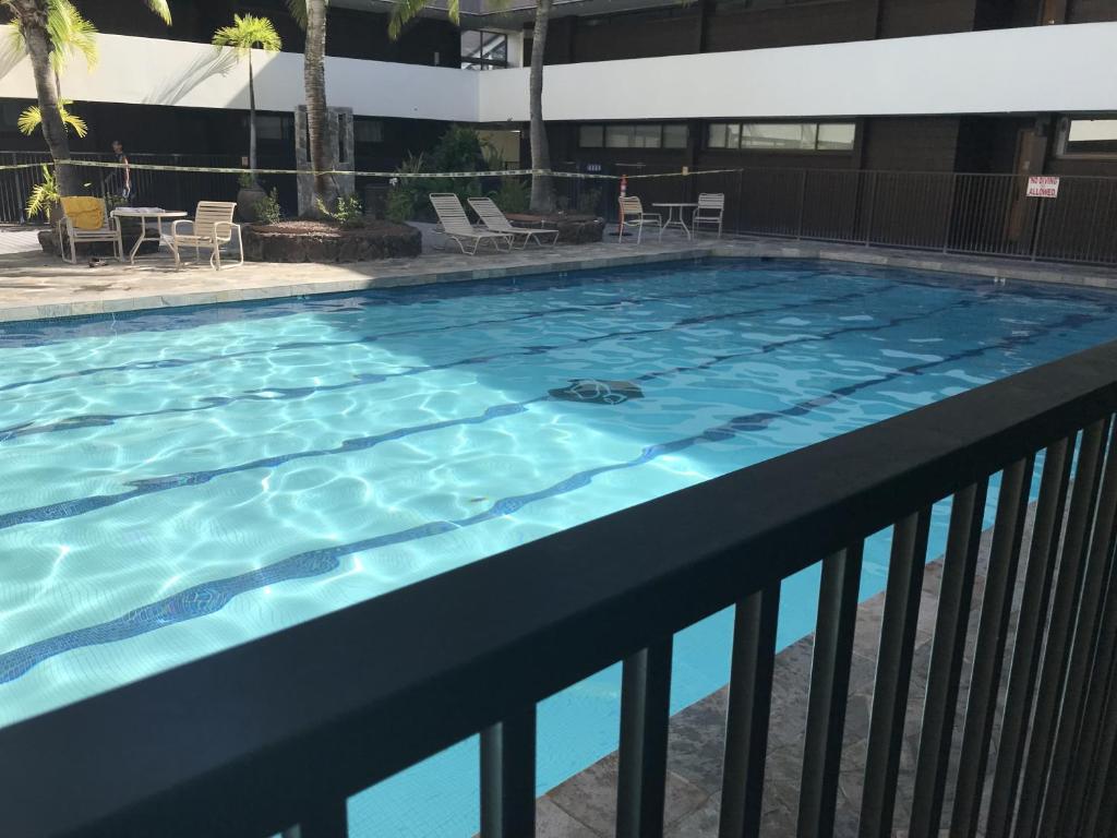 1 Bedroom Downtown Partial Ocean View with Free Standard Parking - Image 4