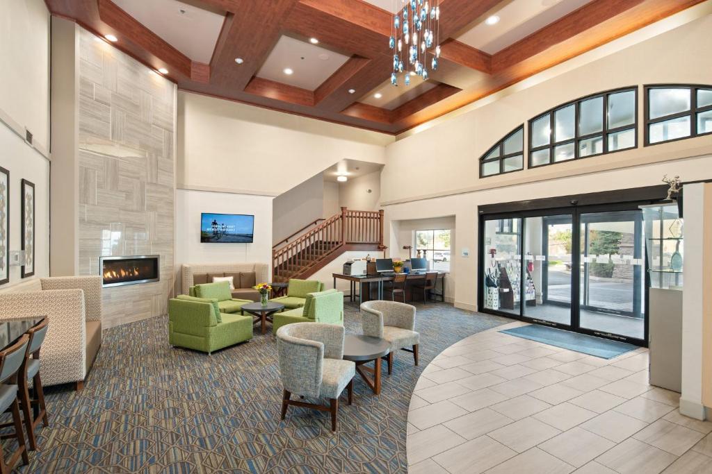 Holiday Inn Express Hotel & Suites Coeur D'Alene I-90 Exit 11 by IHG - Image 4