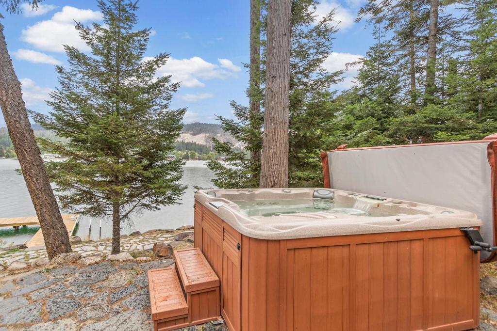 Hot Tub (Jacuzzi) - Photo 6