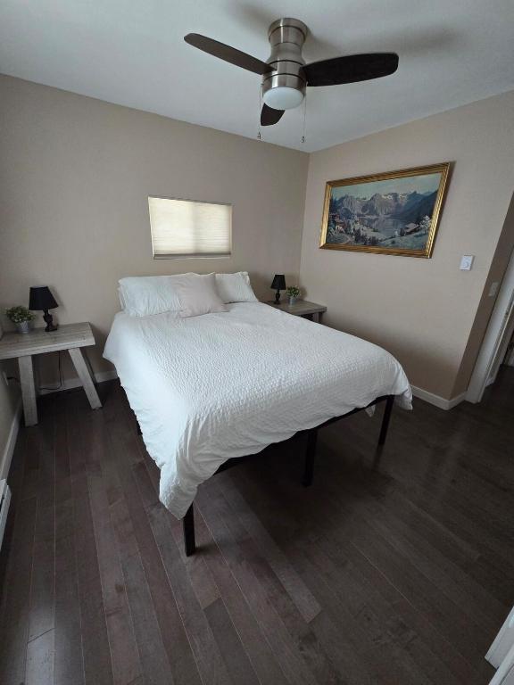 Chalet at the base of Schweitzer Mountain - Image 7