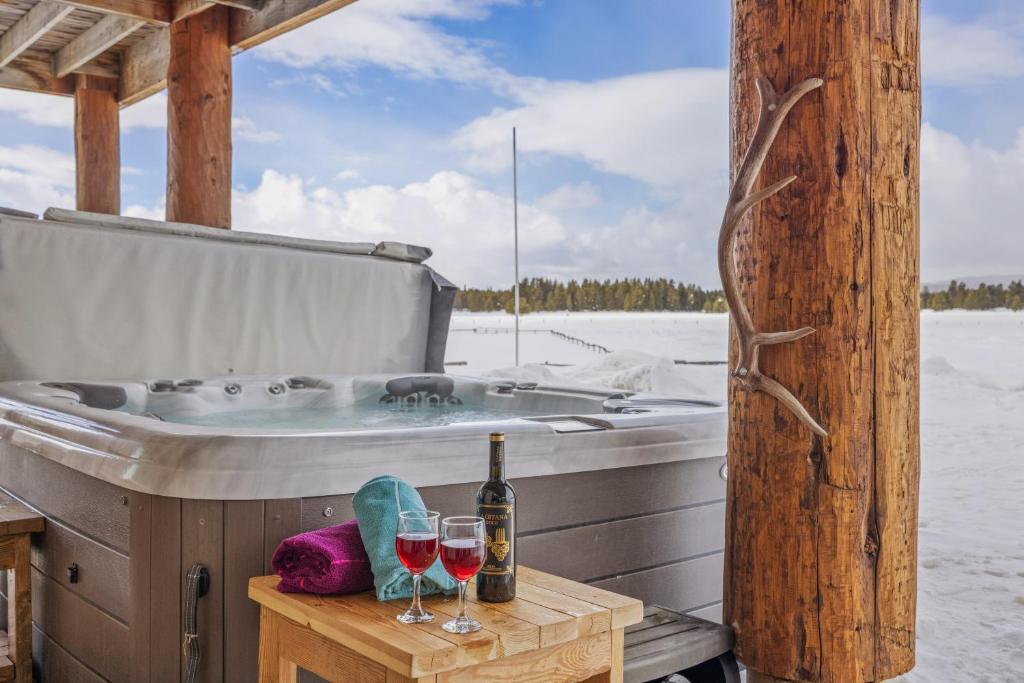 Hot Tub (Jacuzzi) - Photo 4