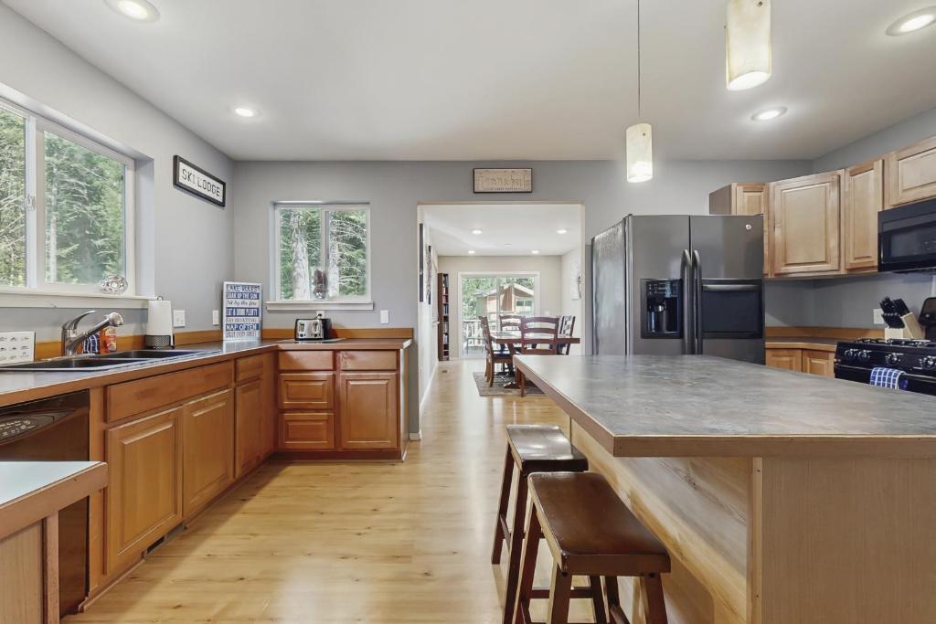 Wooded Wonder - Image 4