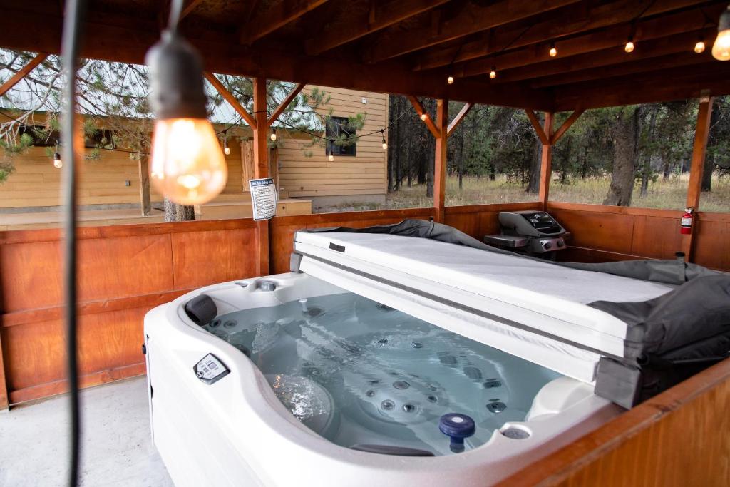 Kantada in the Trees