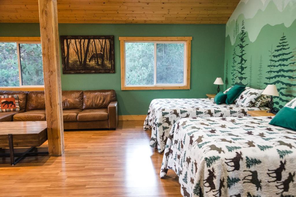 Kantada in the Trees - Image 7