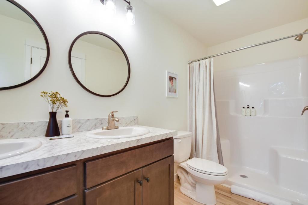 The Linden, large & luxurious Galena escape!