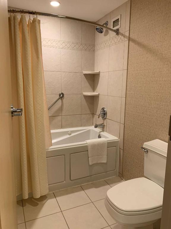 Whirlpool - Photo 3