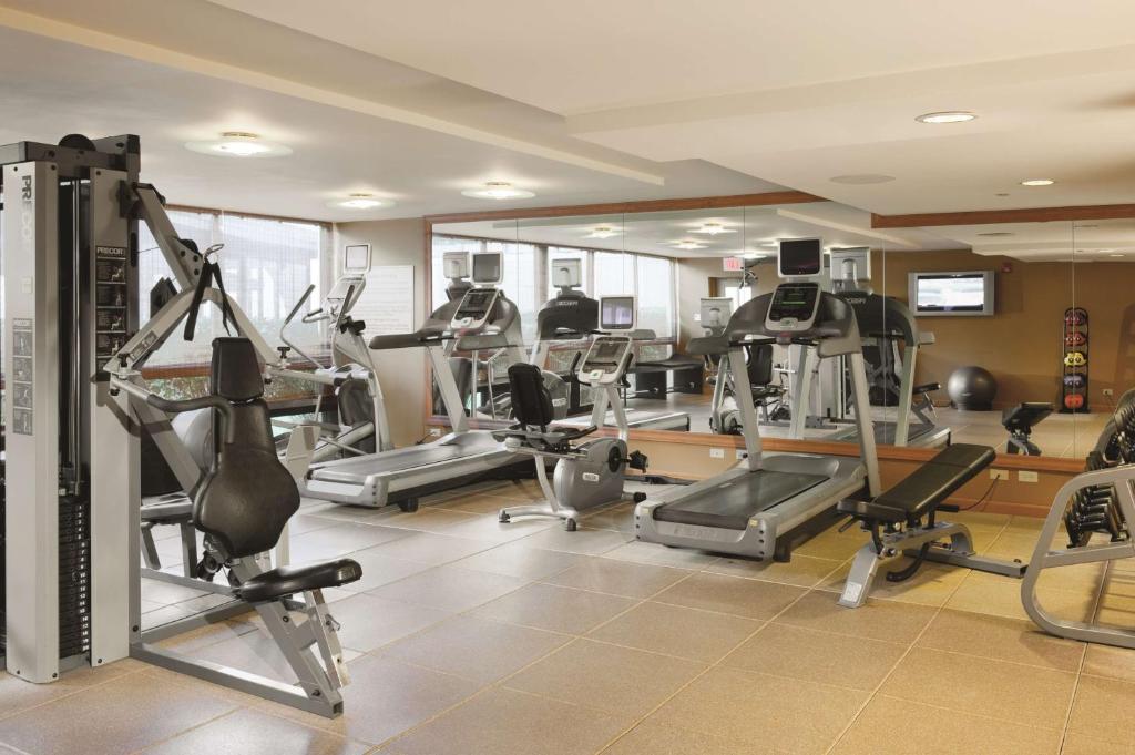 DoubleTree by Hilton Chicago - Arlington Heights - Image 7