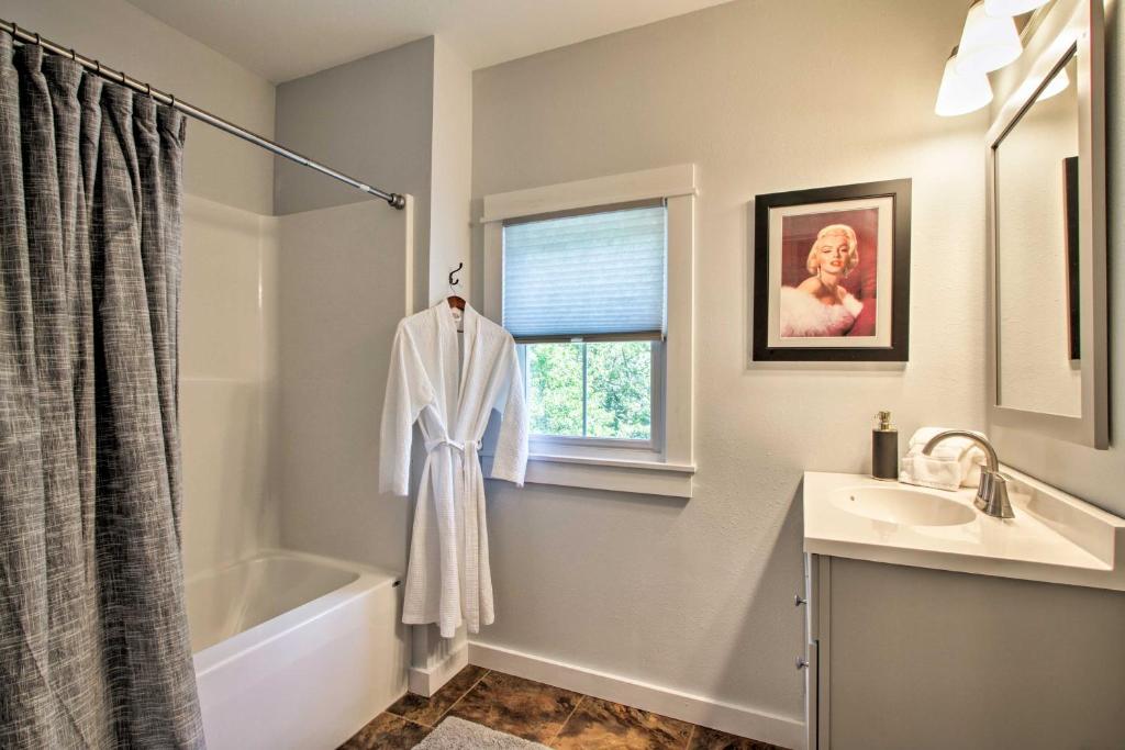 The Nook, boutique Galena cottage - Image 8