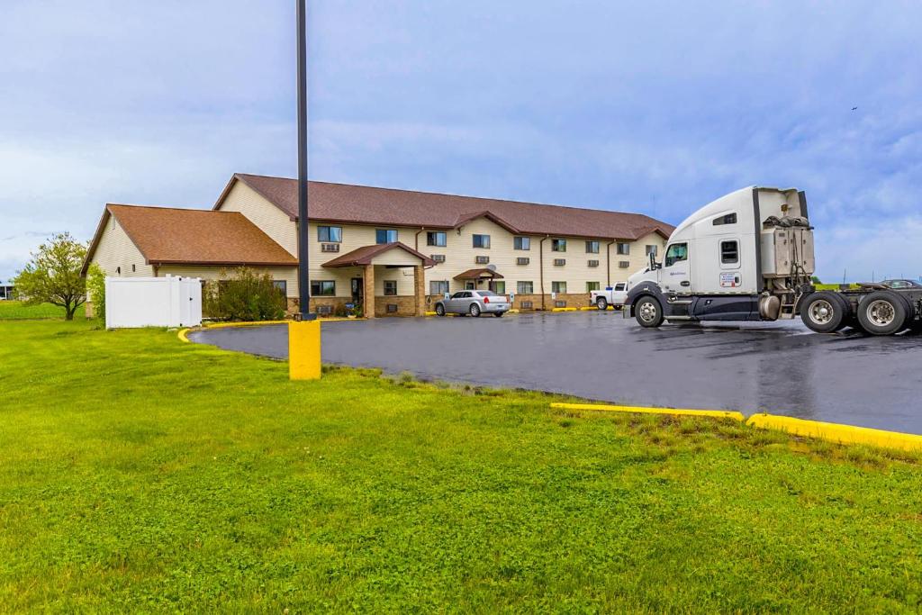 Super Sleep Inn - Image 5