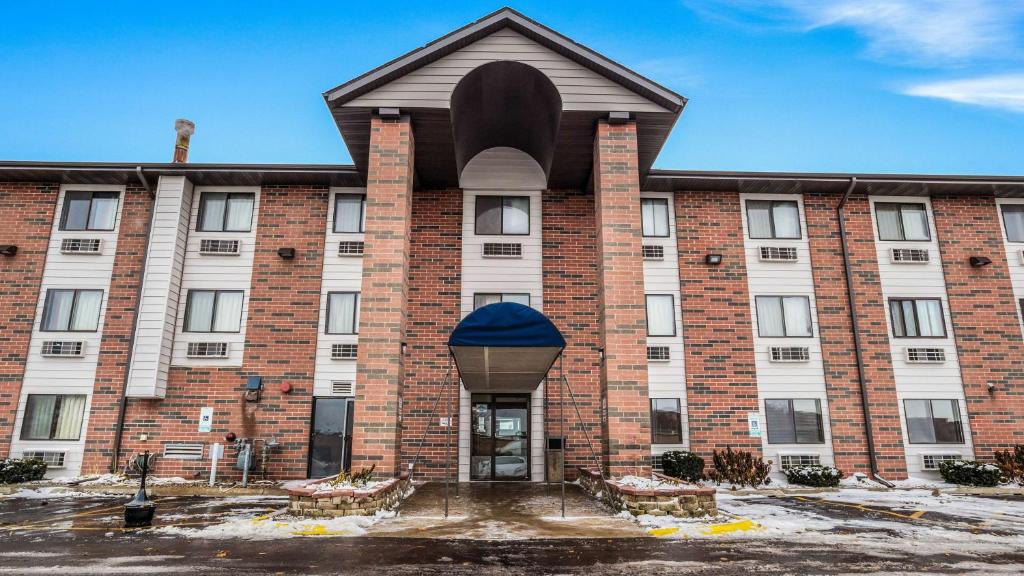 Motel 6-Elk Grove Village, IL - Image 6