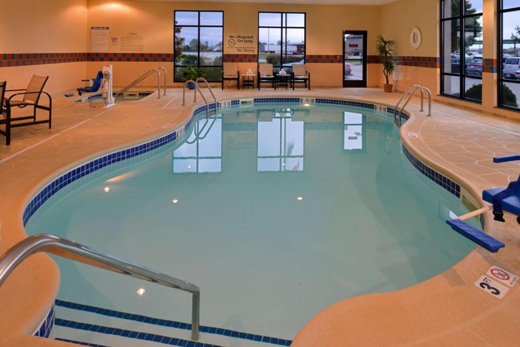 Hampton By Hilton Lincoln - Image 4