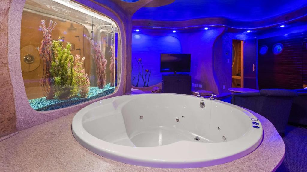 Whirlpool - Photo 12