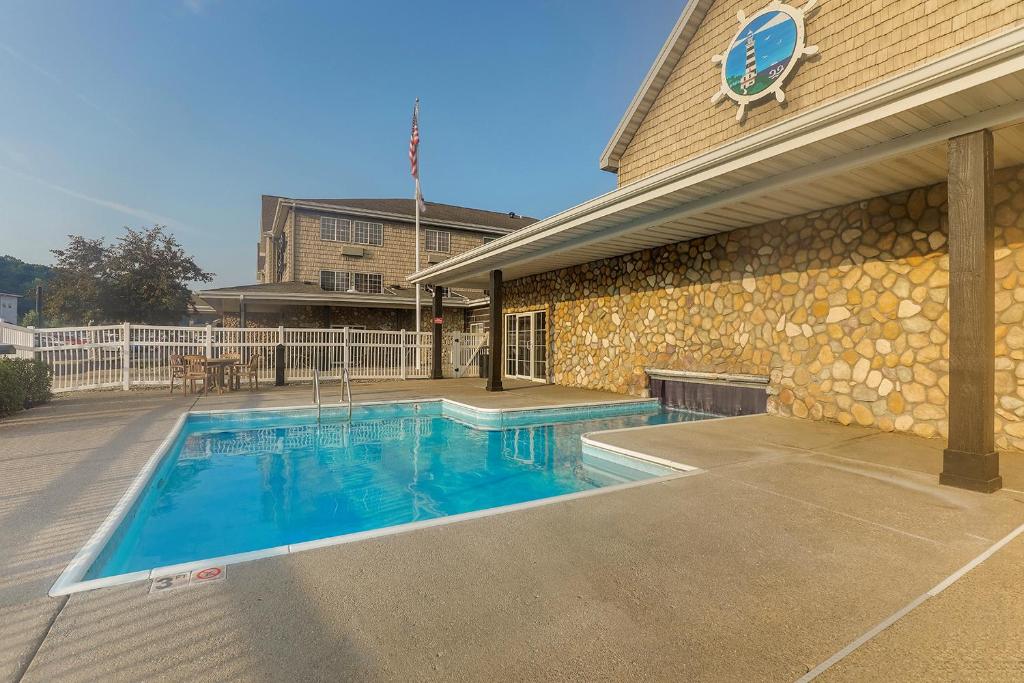 Stoney Creek Hotel Peoria - Image 4